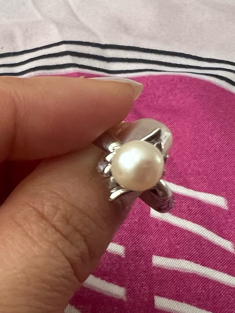 Adjustable Silver Tone Pearl Ring